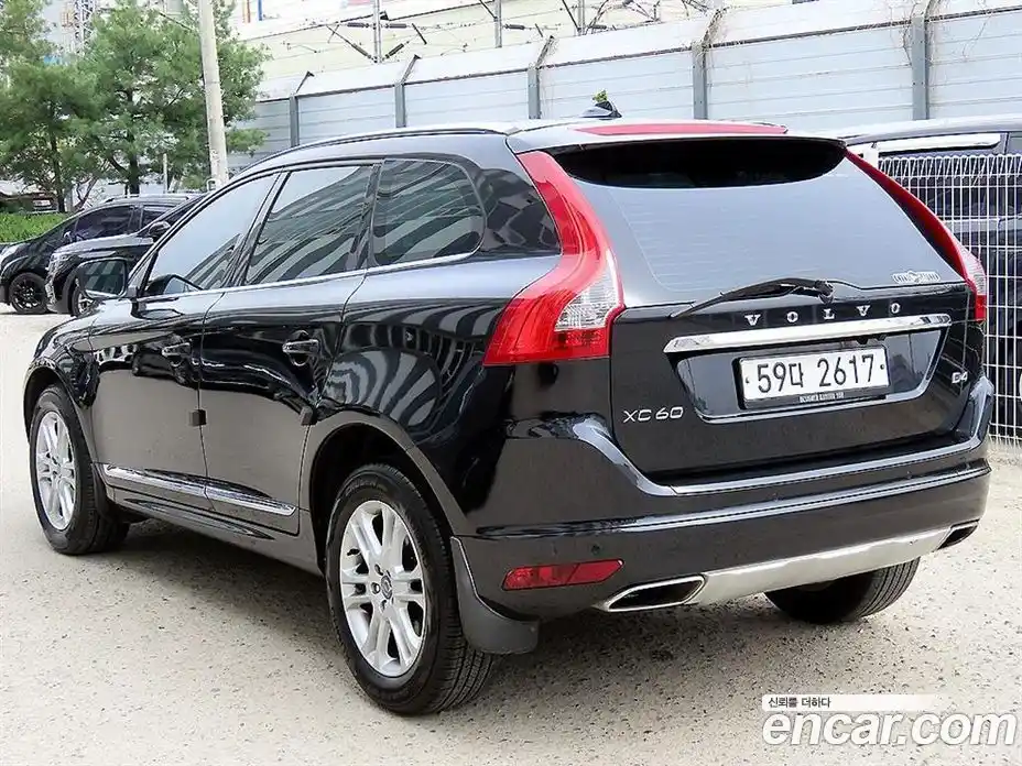 Volvo XC60 2015 2.0 гидро в Москве № 1836983, фото 3