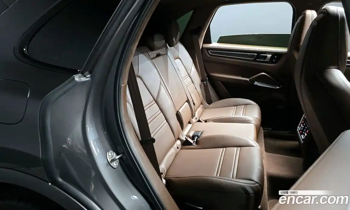 Porsche Cayenne 2021 4.0 гидро в Москве № 1837036, фото 16