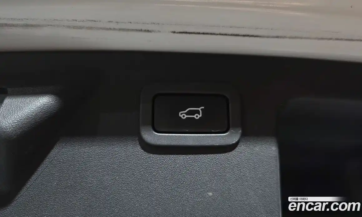 Land Rover Discovery Sport 2017 2.0 гидро в Москве № 1837363, фото 28