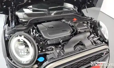Mini Cooper 2023 2.0 гидро в Москве № 1837500, миниатюра 6