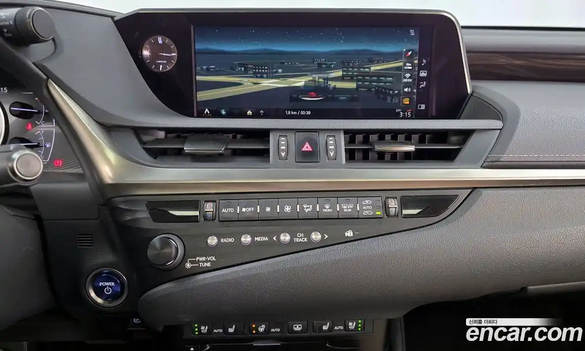 Lexus ES 2019 2.5 гидро в Москве № 1837967, фото 14