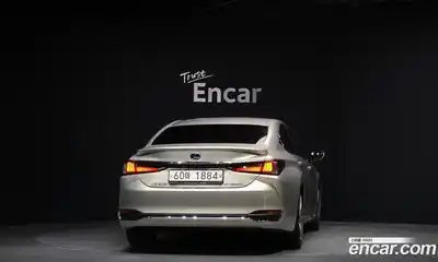 Lexus ES 2019 2.5 гидро в Москве № 1837967, миниатюра 4