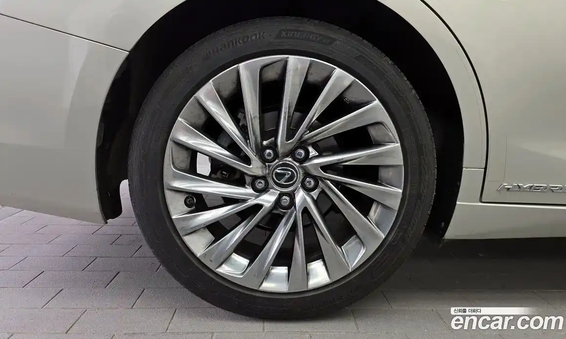 Lexus ES 2019 2.5 гидро в Москве № 1837967, фото 5