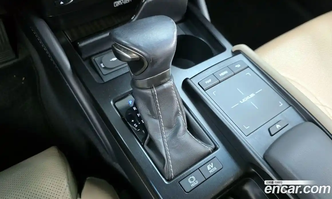 Lexus ES 2019 2.5 гидро в Москве № 1837967, фото 9