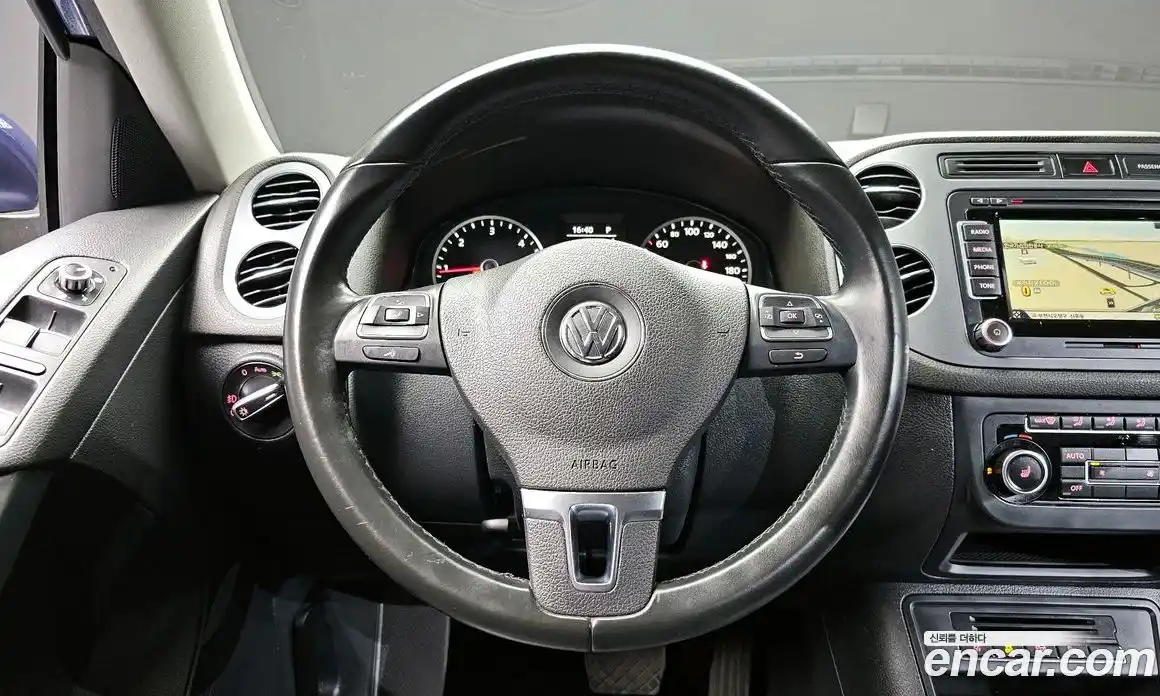 Volkswagen Tiguan 2014 2.0 гидро в Москве № 1838092, фото 12