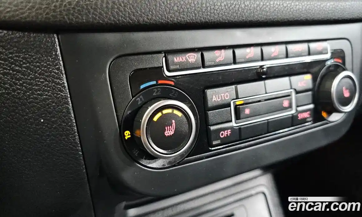 Volkswagen Tiguan 2014 2.0 гидро в Москве № 1838092, фото 17