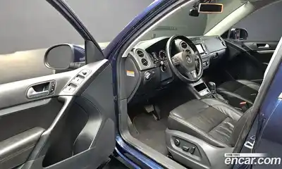Volkswagen Tiguan 2014 2.0 гидро в Москве № 1838092, миниатюра 10