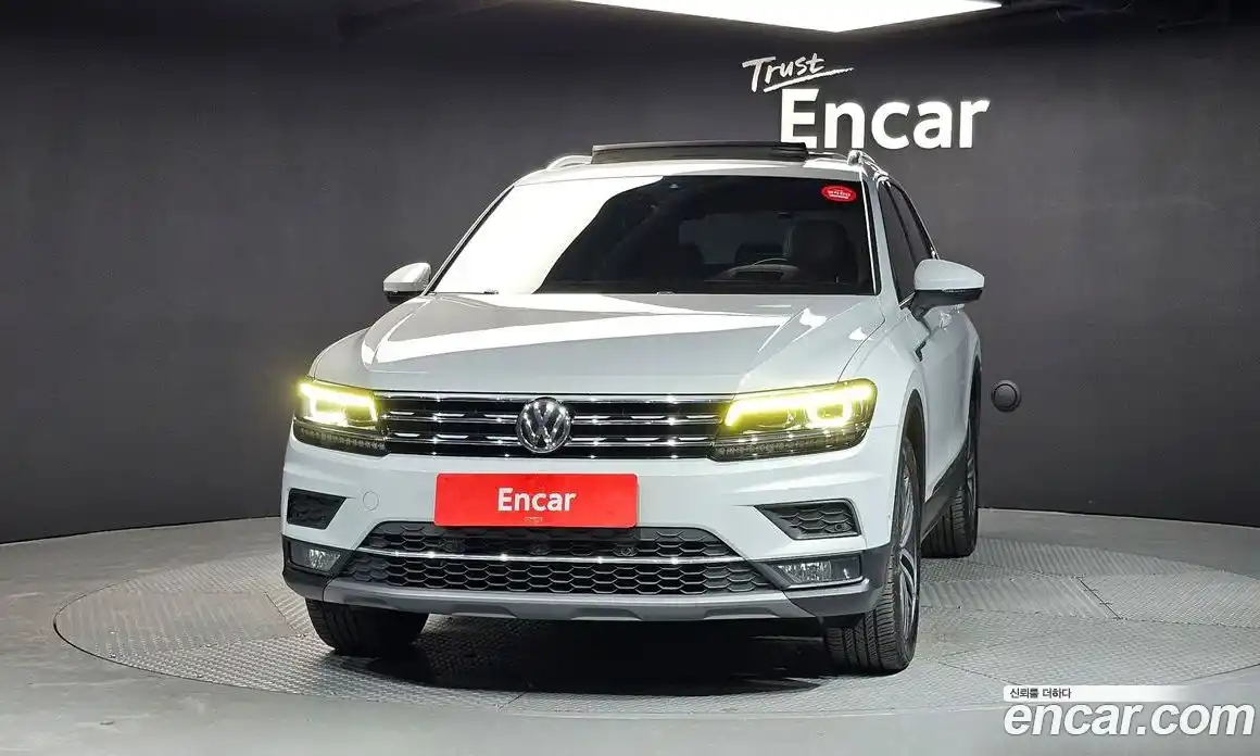 Volkswagen Tiguan 2018 2.0 гидро в Москве № 1838206, фото 3