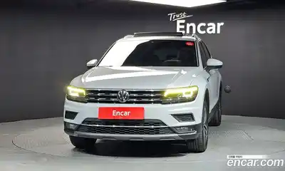 Volkswagen Tiguan 2018 2.0 гидро в Москве № 1838206, миниатюра 3
