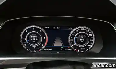 Volkswagen Tiguan 2018 2.0 гидро в Москве № 1838206, миниатюра 8
