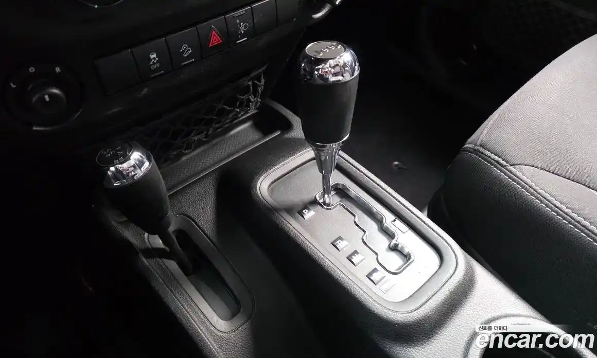Jeep Wrangler 2013 2.8 гидро в Москве № 1838417, фото 9