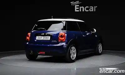 Mini Cooper 2017 1.5 гидро в Москве № 210463, миниатюра 2
