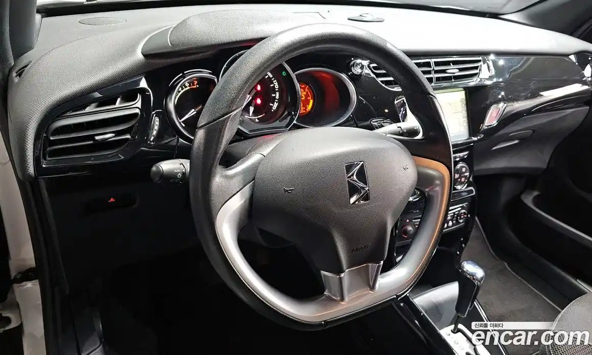 Citroen DS3 2013 1.6 гидро в Москве № 256806, фото 13