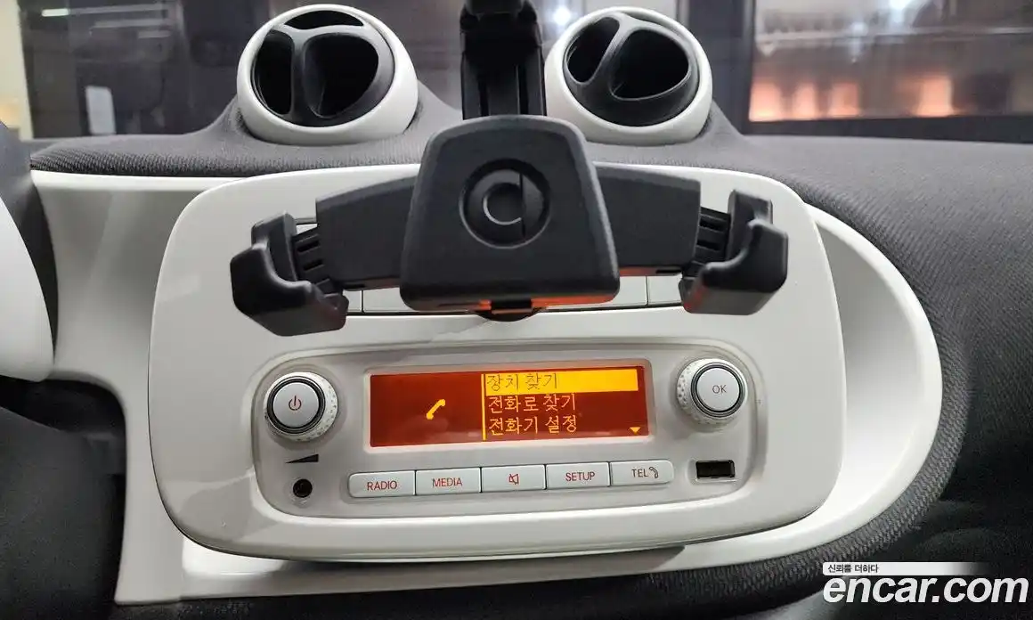 Smart Fortwo 2015 1.0 гидро в Москве № 381689, фото 14