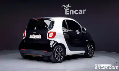 Smart Fortwo 2015 1.0 гидро в Москве № 381689, миниатюра 2