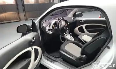 Smart Fortwo 2015 1.0 гидро в Москве № 381689, миниатюра 10