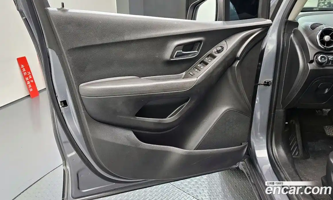 Chevrolet Trax 2013 1.4 гидро в Москве № 38433, фото 14