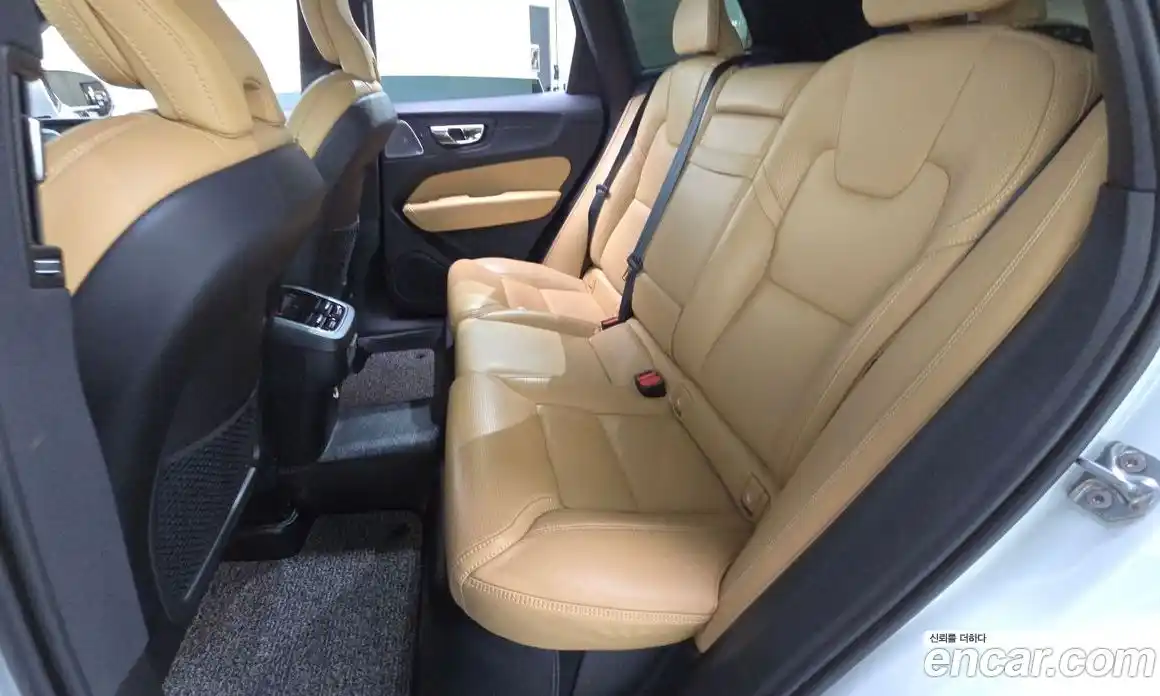 Volvo XC60 2018 2.0 гидро в Москве № 1250043, фото 13