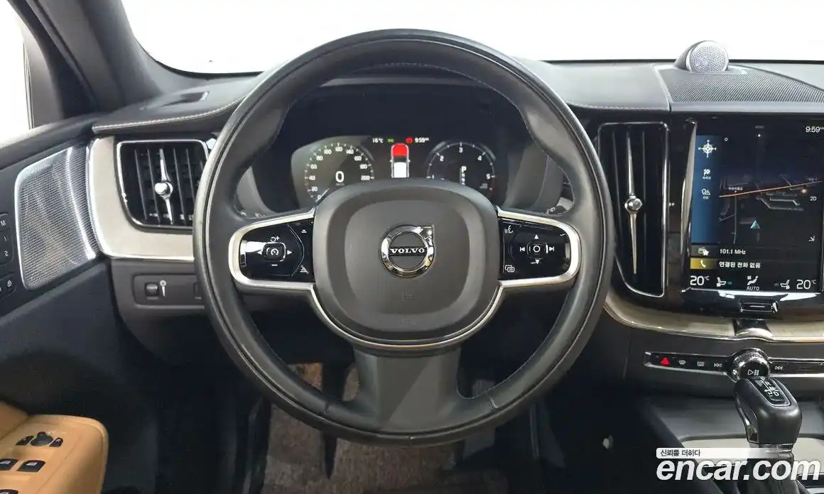 Volvo XC60 2018 2.0 гидро в Москве № 1250043, фото 19