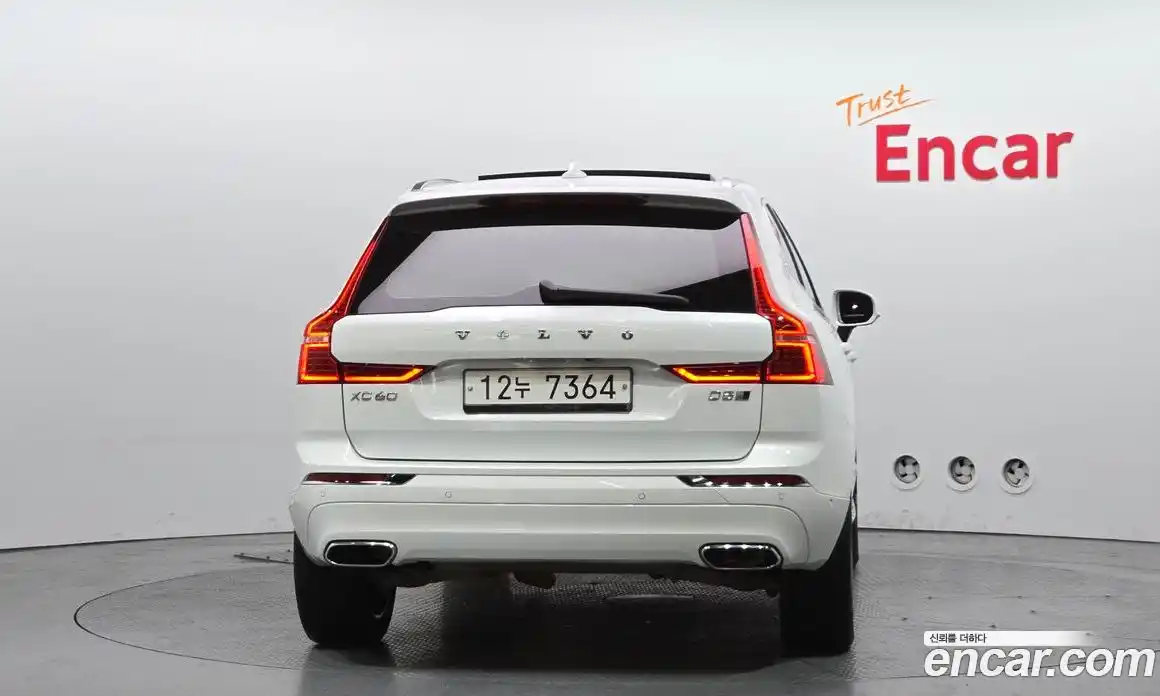 Volvo XC60 2018 2.0 гидро в Москве № 1250043, фото 4