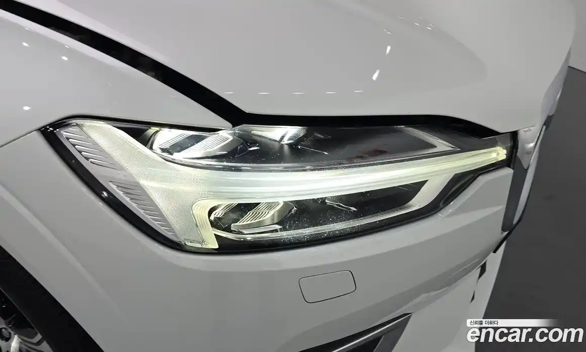 Volvo XC60 2018 2.0 гидро в Москве № 1250043, фото 8
