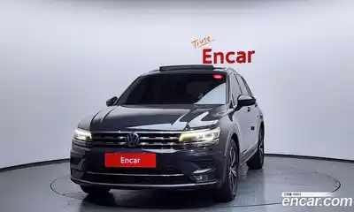 Volkswagen Tiguan 2018 2.0 гидро в Москве № 1281596, миниатюра 3