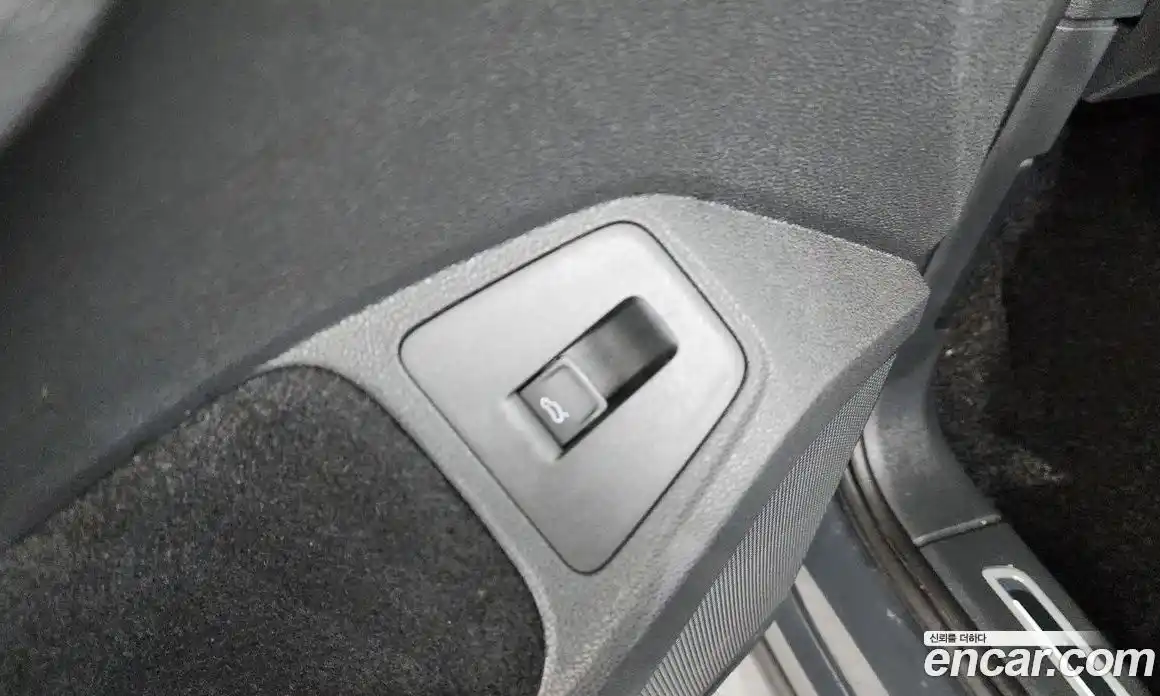 Volkswagen Tiguan 2018 2.0 гидро в Москве № 1281596, фото 37