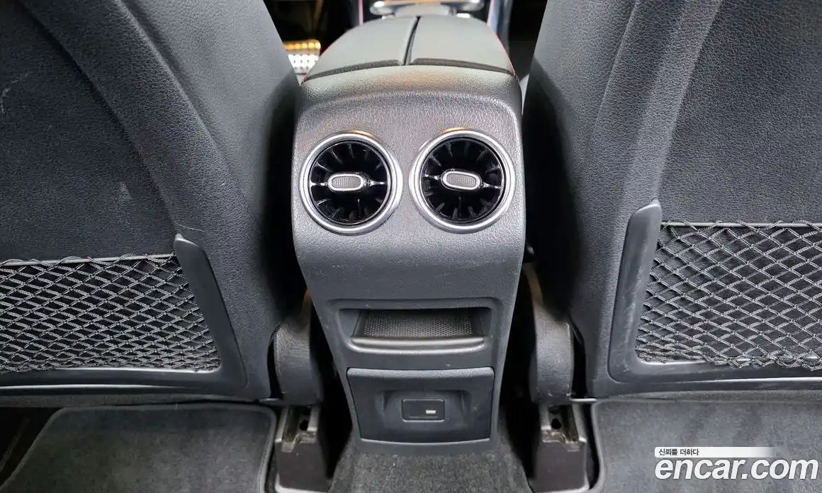 Mercedes-Benz GLB-Class 2022 2.0 гидро в Москве № 1291261, фото 30
