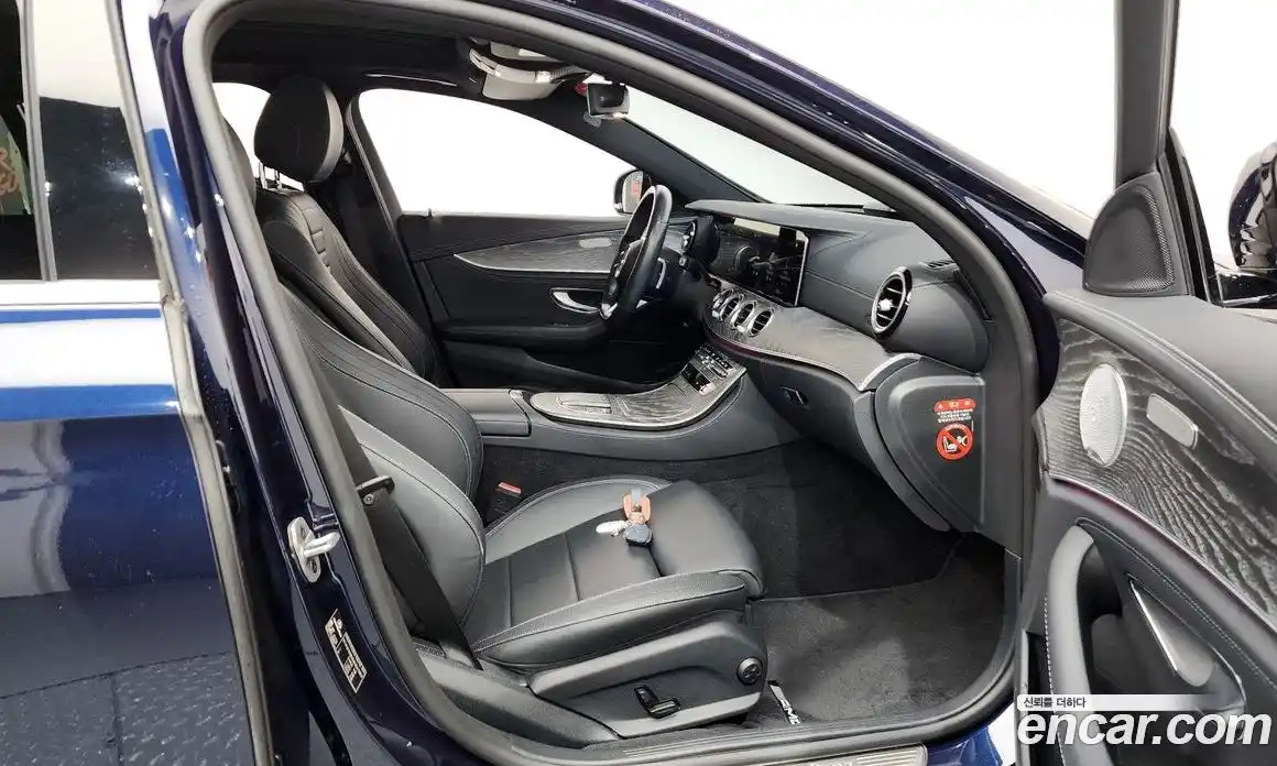 Mercedes-Benz E-Class 2020 2.0 гидро в Москве, фото 17