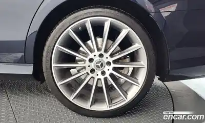 Mercedes-Benz E-Class 2020 2.0 гидро в Москве, миниатюра 7