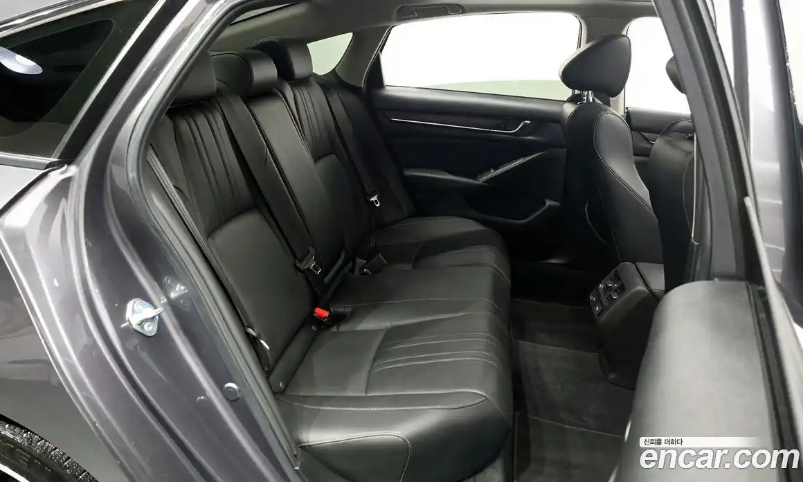 Honda Accord 2022 2.0 гидро в Москве № 1294329, фото 17