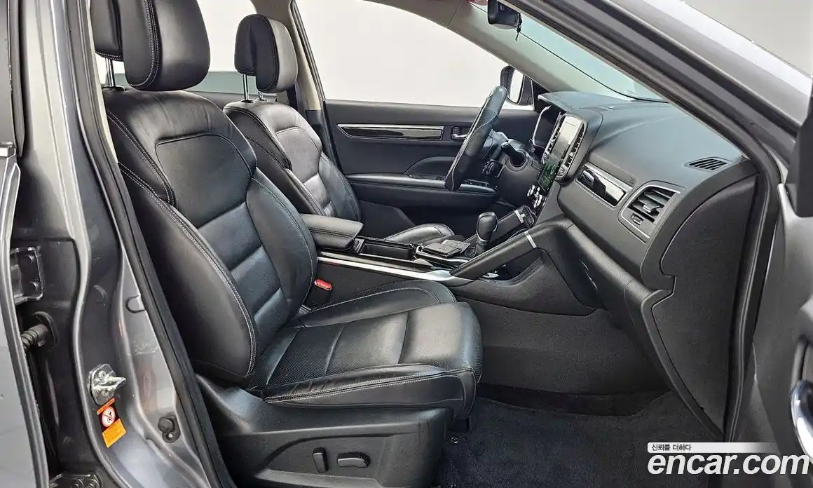 Renault QM6 2017 2.0 гидро в Москве № 1321452, фото 17