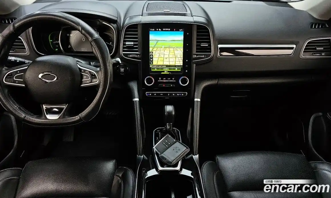 Renault QM6 2017 2.0 гидро в Москве № 1321452, фото 10