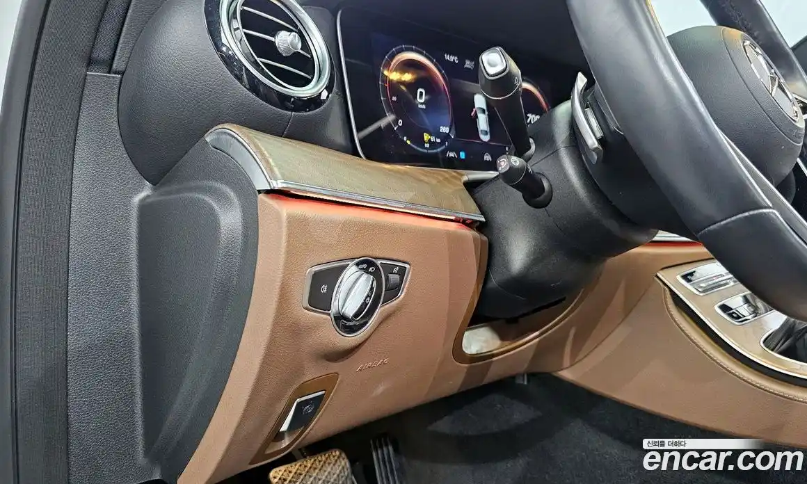Mercedes-Benz E-Class 2021 2.0 гидро в Москве № 1321943, фото 21