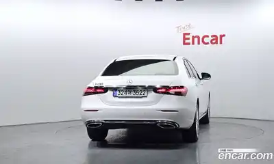 Mercedes-Benz E-Class 2021 2.0 гидро в Москве № 1321943, миниатюра 4
