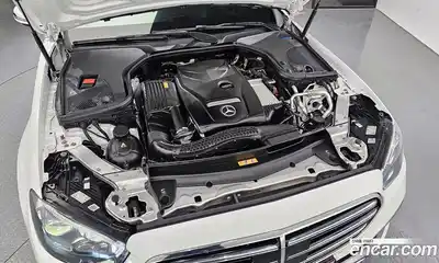 Mercedes-Benz E-Class 2021 2.0 гидро в Москве № 1321943, миниатюра 6