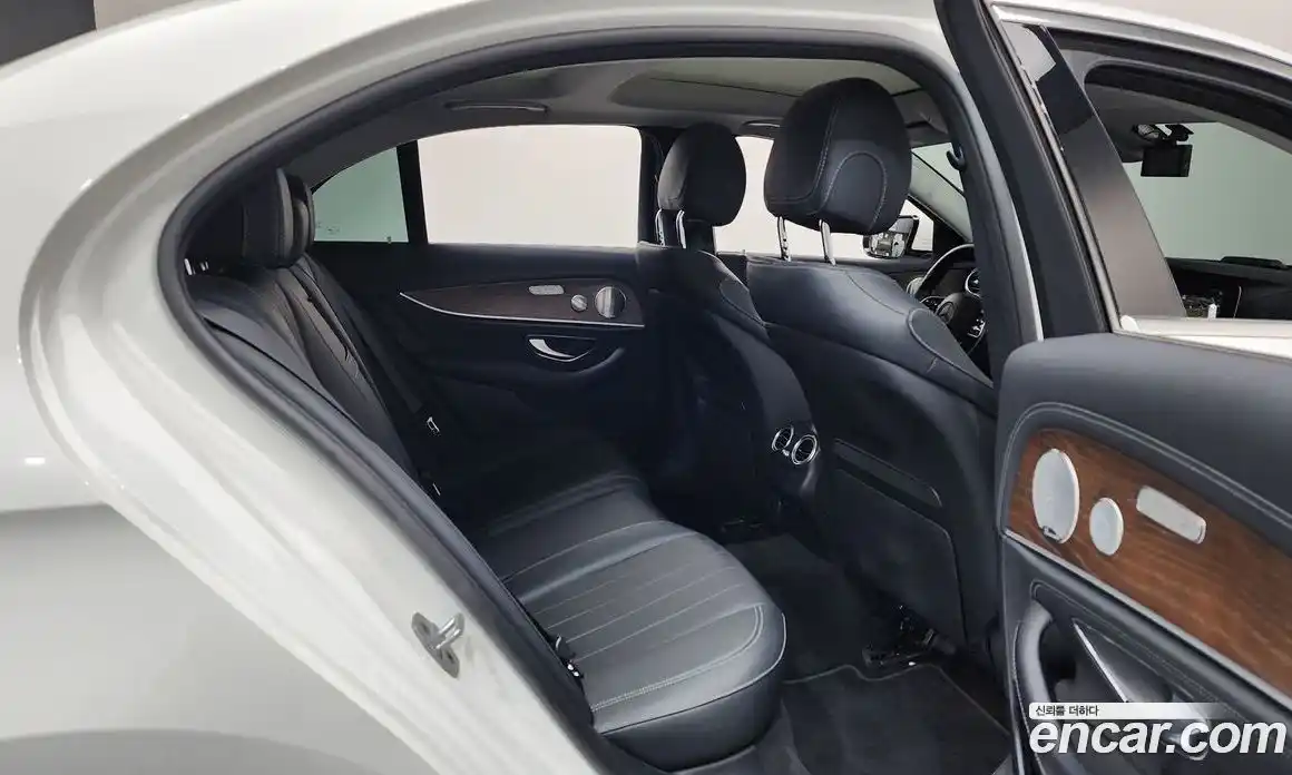 Mercedes-Benz E-Class 2019 2.0 гидро в Москве № 1322113, фото 26