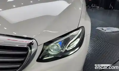 Mercedes-Benz E-Class 2019 2.0 гидро в Москве № 1322113, миниатюра 8