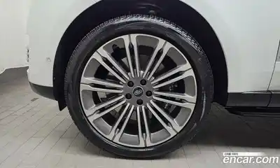 Land Rover Range-Rover 2023 4.4 гидро в Москве № 1322865, миниатюра 5