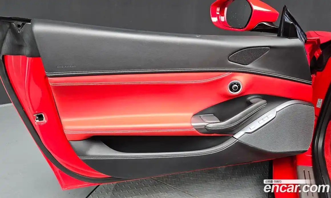 Ferrari Portofino 2019 3.9 гидро в Москве, фото 15
