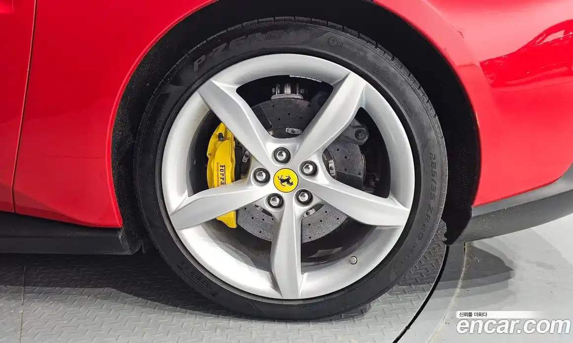 Ferrari Portofino 2019 3.9 гидро в Москве, фото 7