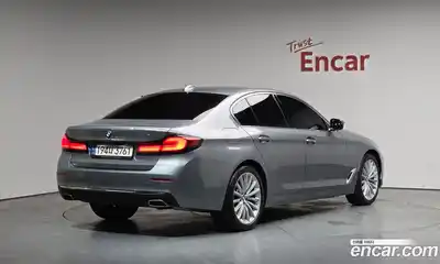 BMW 5-Series, 2023