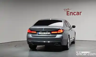 BMW 5-Series 2023 2.0 гидро в Москве № 1342733, миниатюра 3