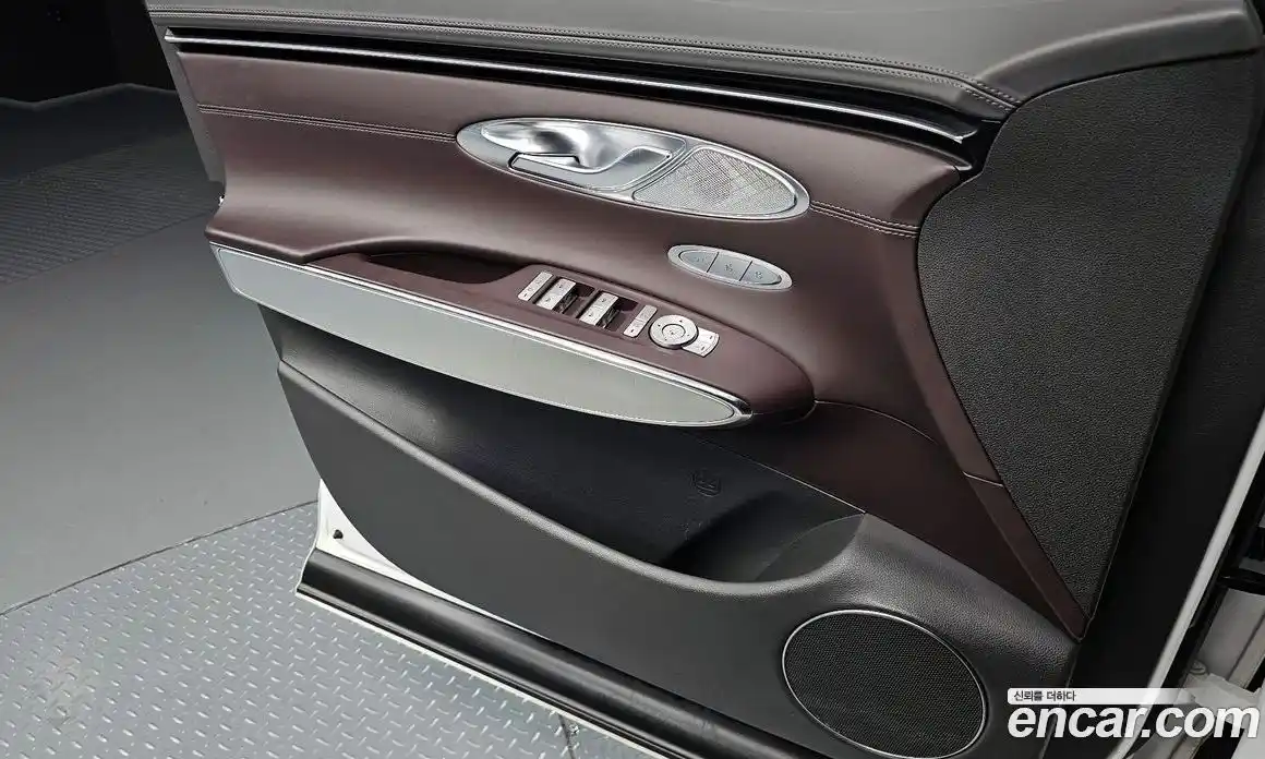 Genesis GV70 2022 2.5 гидро в Москве № 1343423, фото 14