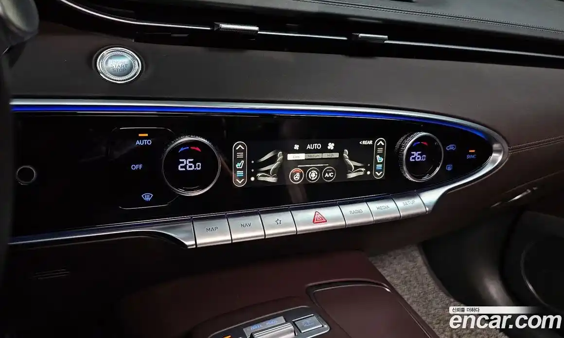 Genesis GV70 2022 2.5 гидро в Москве № 1343423, фото 23