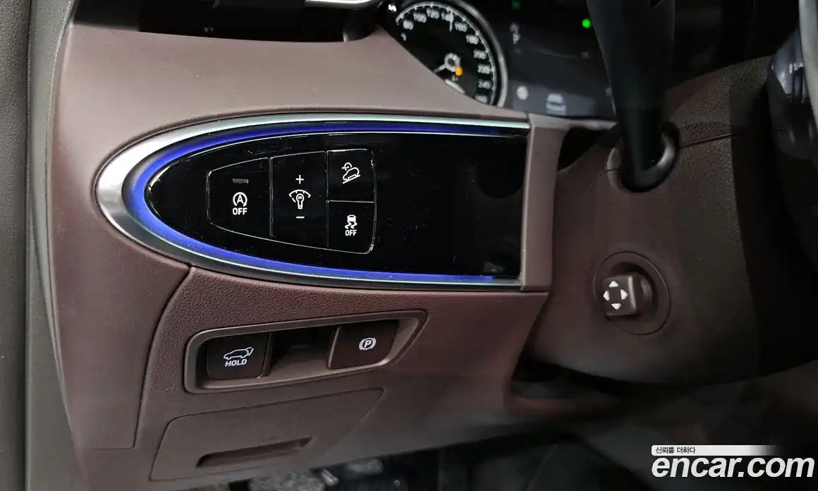 Genesis GV70 2022 2.5 гидро в Москве № 1343423, фото 28