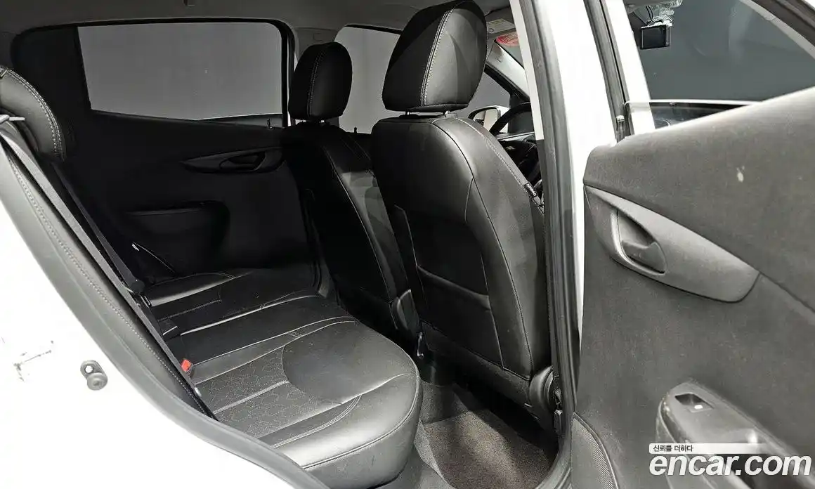 Chevrolet Spark 2017 1.0 гидро в Москве, фото 18
