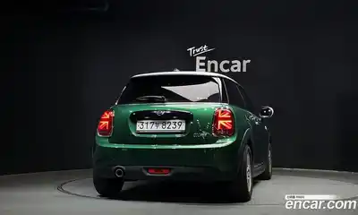 Mini Cooper 2020 1.5 гидро в Москве № 1349788, миниатюра 4
