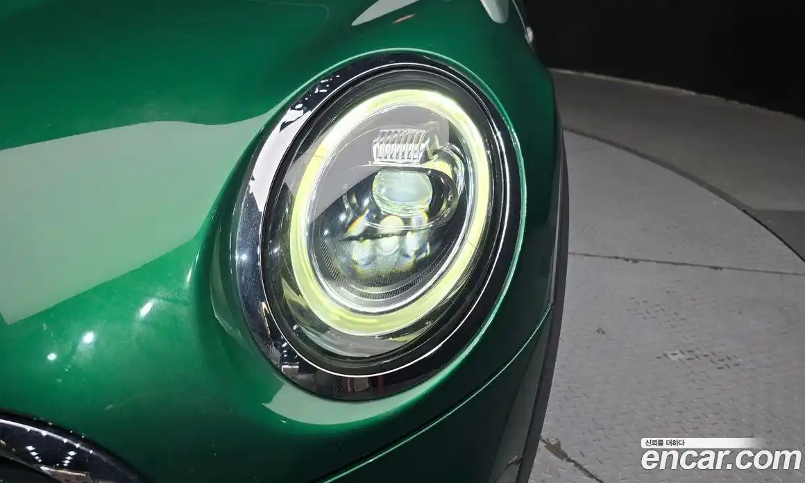 Mini Cooper 2020 1.5 гидро в Москве № 1349788, фото 8