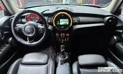 Mini Cooper 2020 1.5 гидро в Москве № 1349788, миниатюра 10